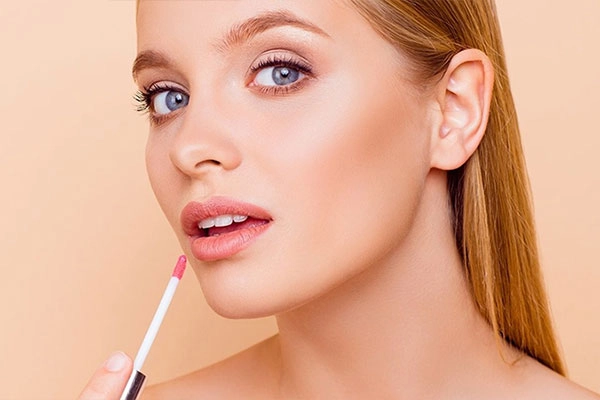 تینت لب برای چه کسانی مناسب است